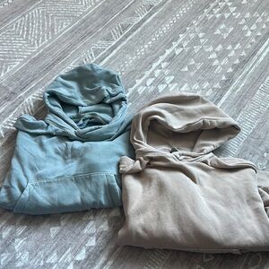 Reebok natural dye sweater 2 items